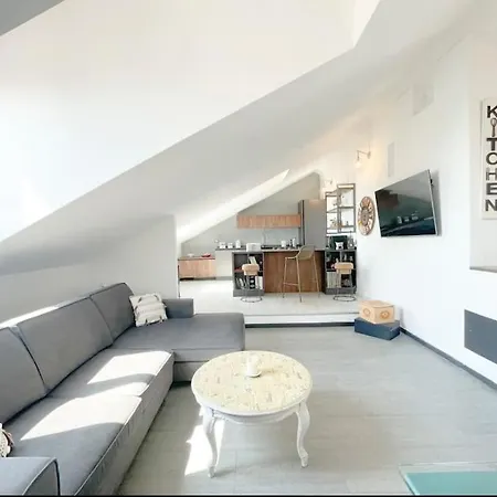 Appartement Mansarda Vista Mare A Zinola à Savone Extérieur photo