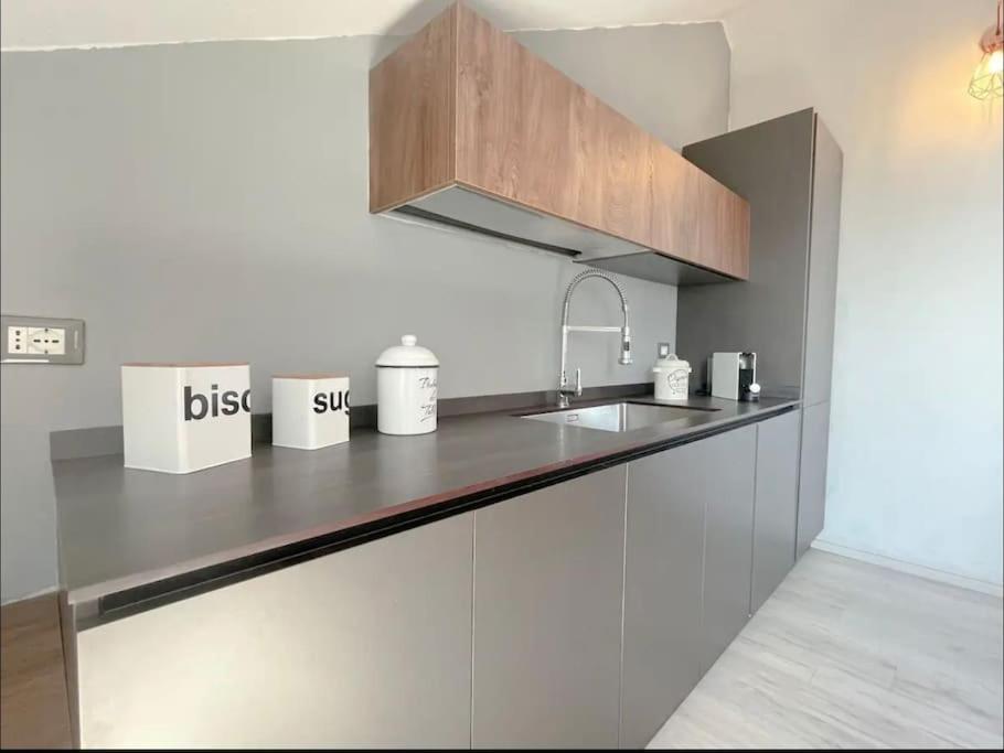 Apartment Mansarda Vista Mare A Zinola *